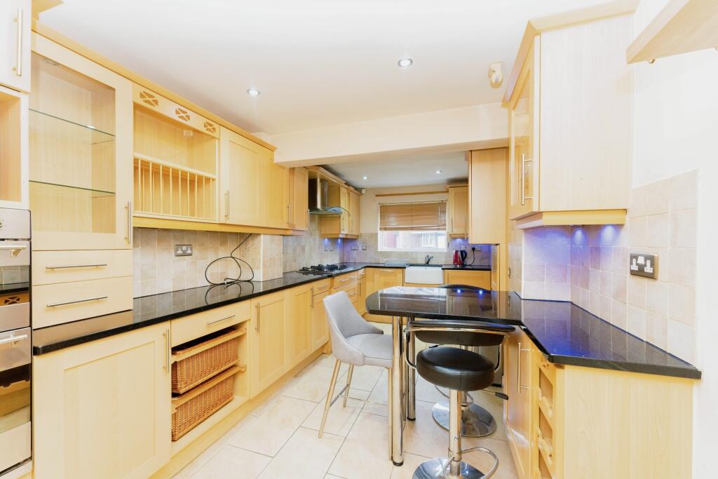 3 bed Detached for rent in Moston. From Leaders - Chester