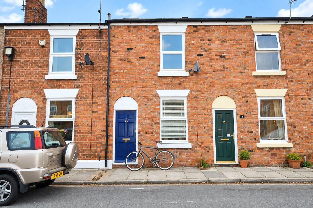 2 bed Mid Terraced House for rent in Chester. From Leaders - Chester