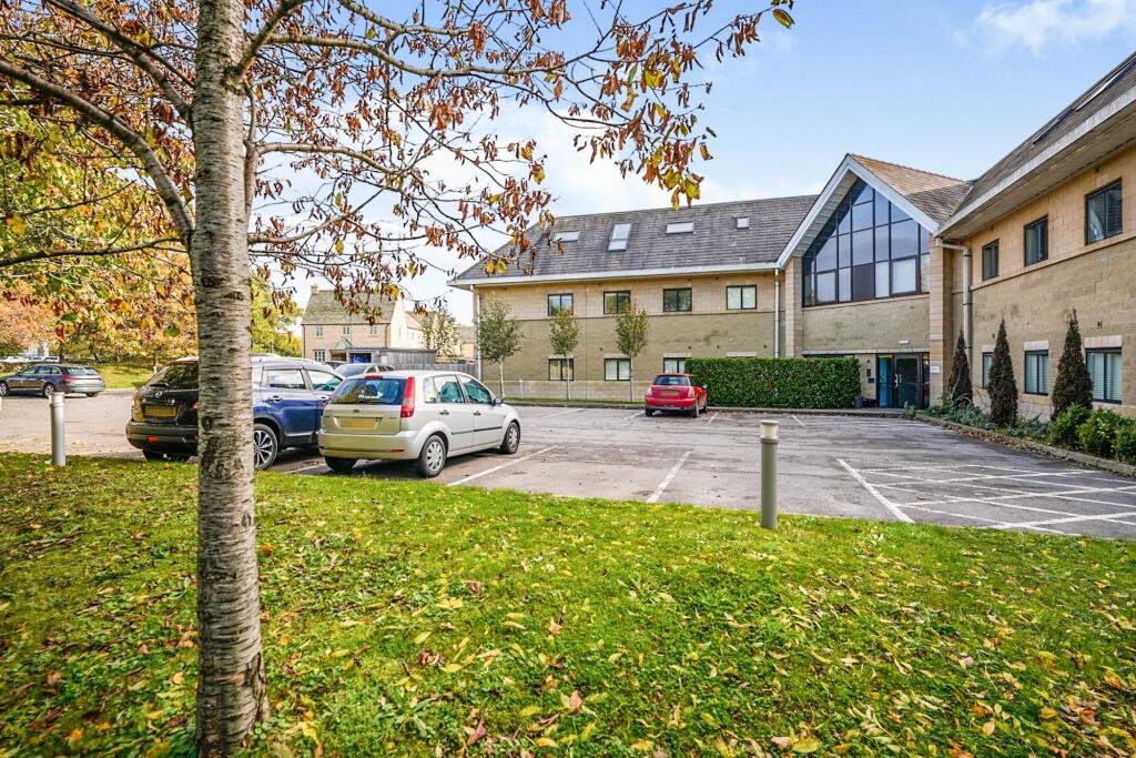 1 bed 1st Floor Flat for rent in Tetbury. From Leaders - Cirencester