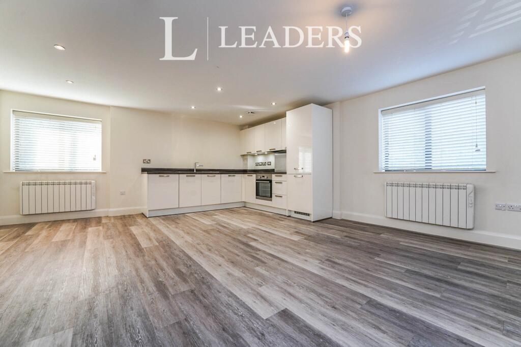 2 bed 1st Floor Flat for rent in Tetbury. From Leaders - Cirencester