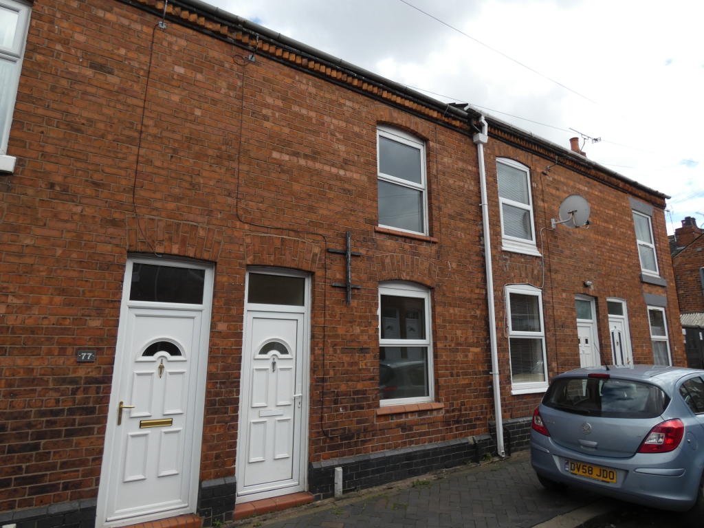 2 bed Mid Terraced House for rent in Crewe. From Leaders Lettings - Crewe