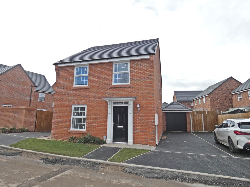 4 bed Detached House for rent in Nantwich. From Leaders - Crewe
