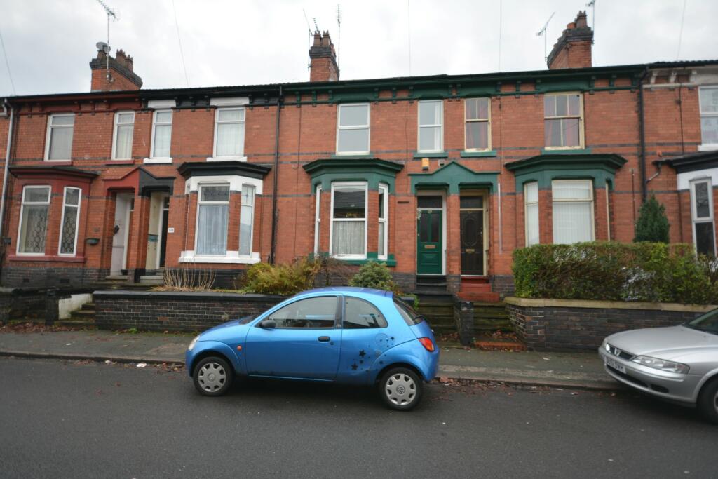 3 bed Mid Terraced House for rent in Crewe. From Leaders Lettings - Crewe