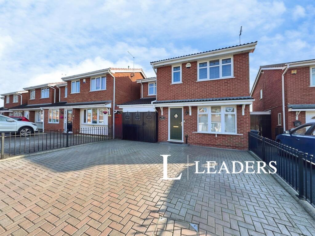 4 bed Detached for rent in Coppenhall Moss. From Leaders - Crewe