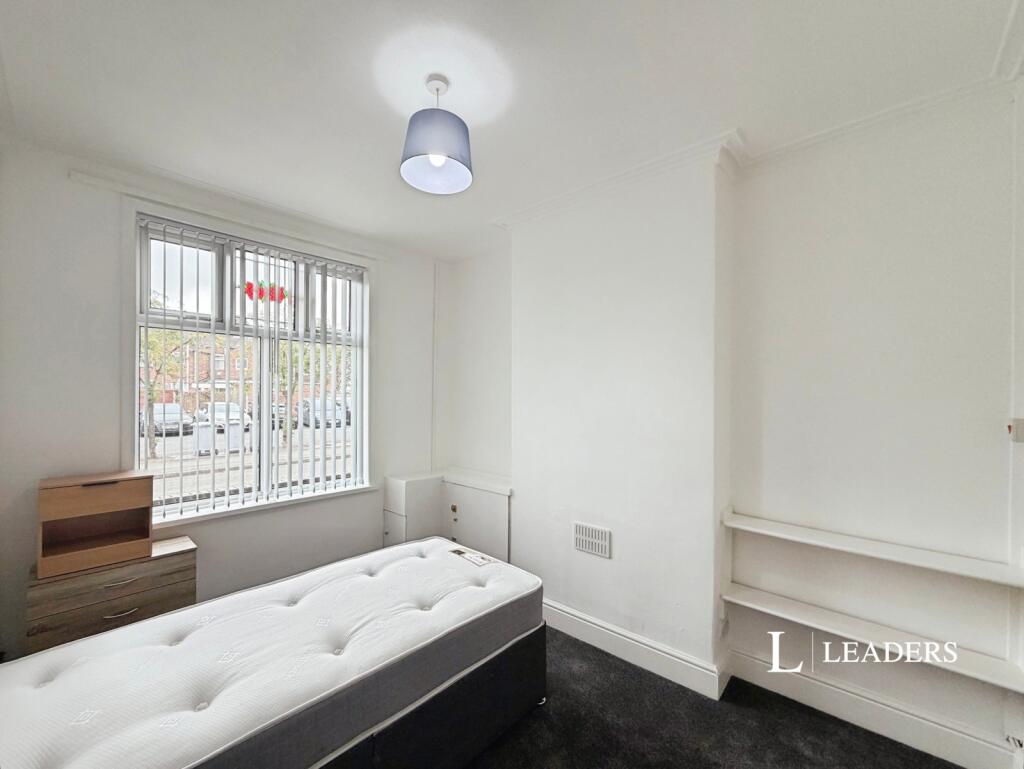 1 bed House Share for rent in Crewe. From Leaders - Crewe
