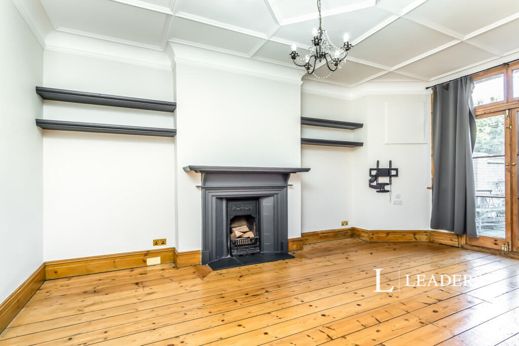 2 bed 1st Floor Flat for rent in Croydon. From Leaders Sales - Croydon