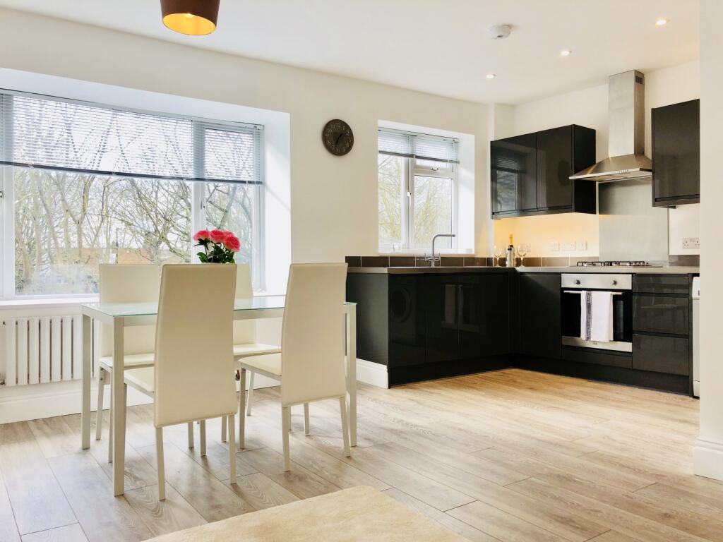 1 bed 1st Floor Flat for rent in Croydon. From Leaders Sales - Croydon