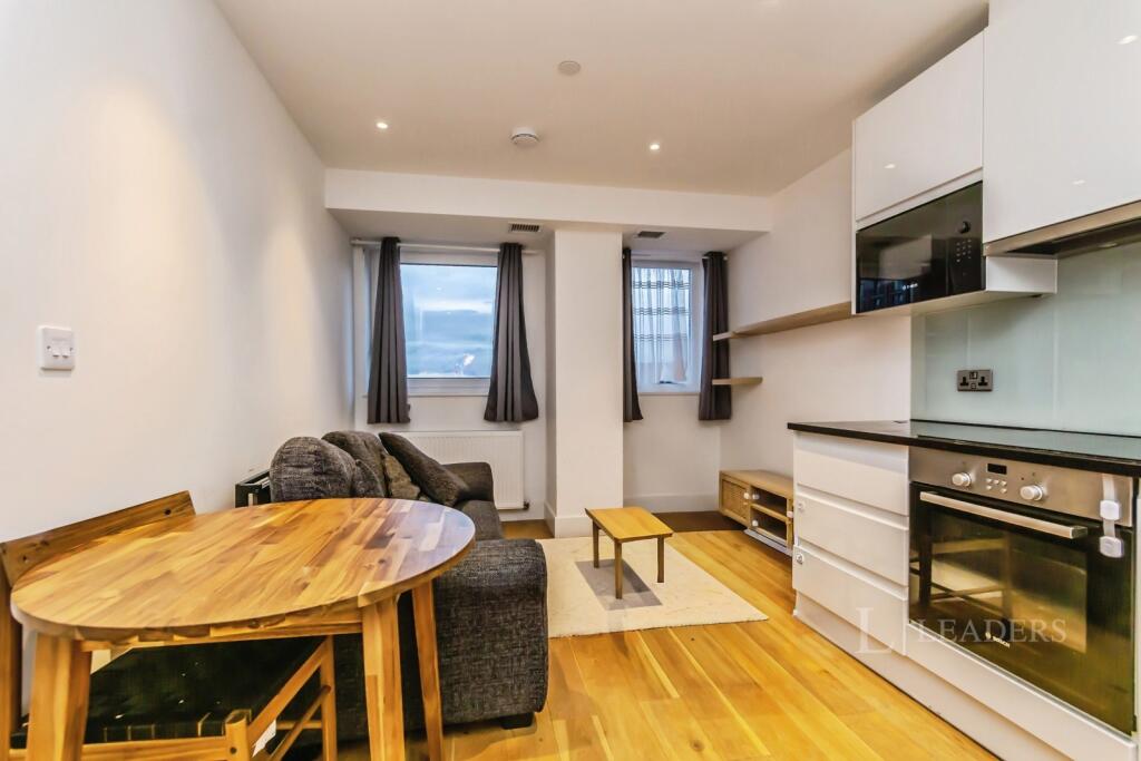 1 bed 1st Floor Flat for rent in Croydon. From Leaders Sales - Croydon