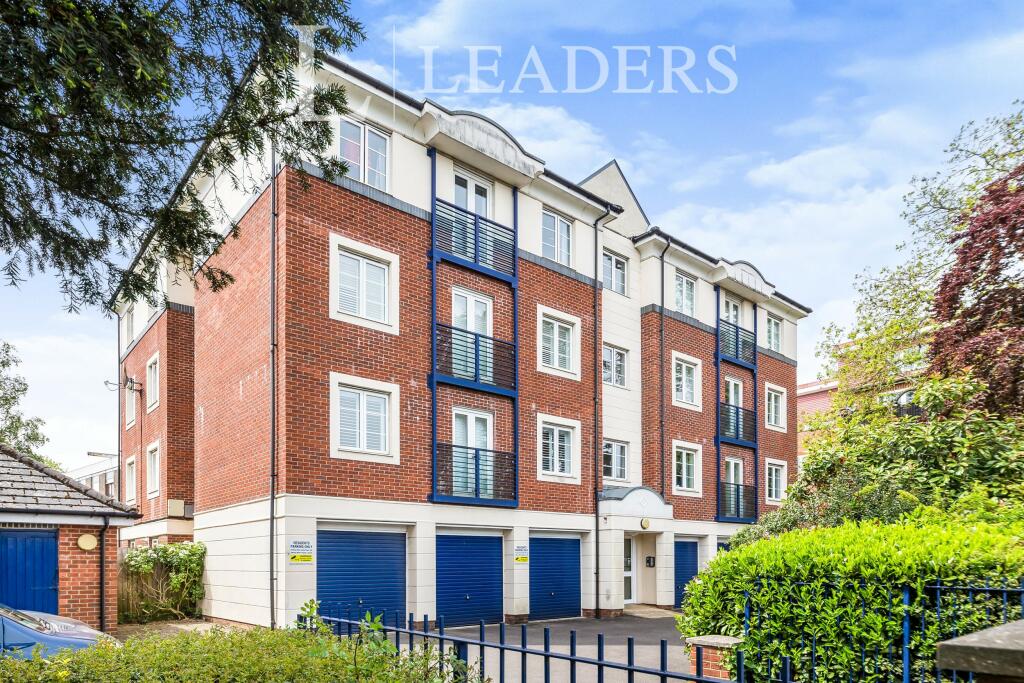 1 bed Flat for rent in East Grinstead. From Leaders - East Grinstead
