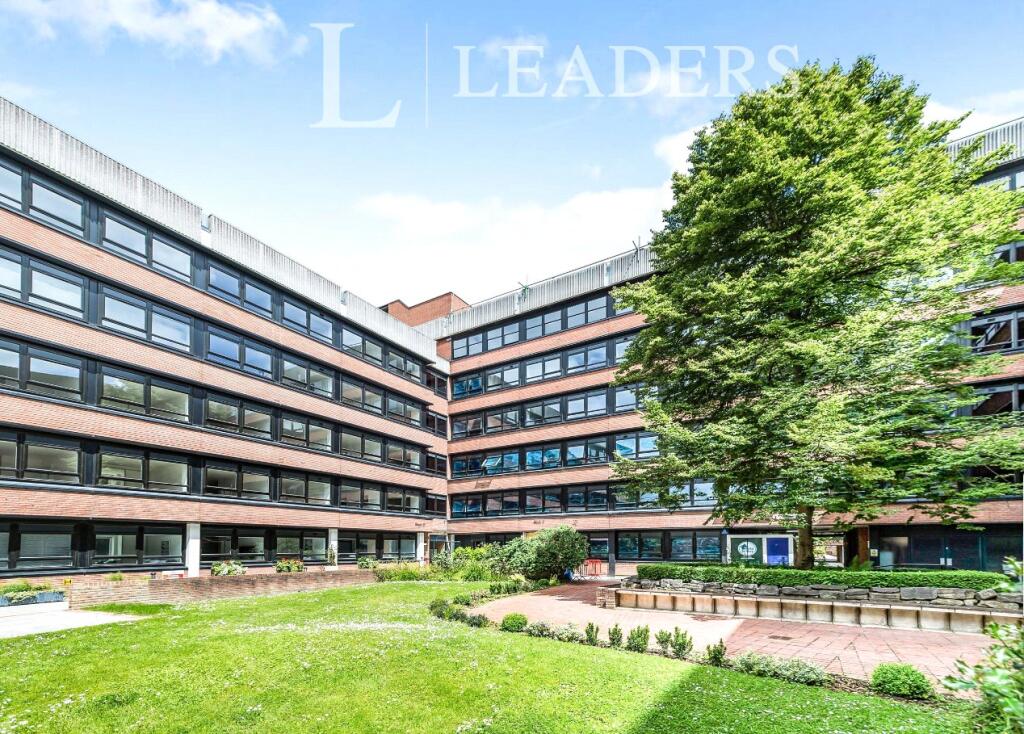 1 bed 1st Floor Flat for rent in East Grinstead. From Leaders - East Grinstead