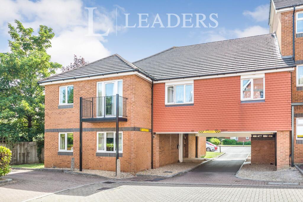 1 bed 1st Floor Flat for rent in East Grinstead. From Leaders - East Grinstead
