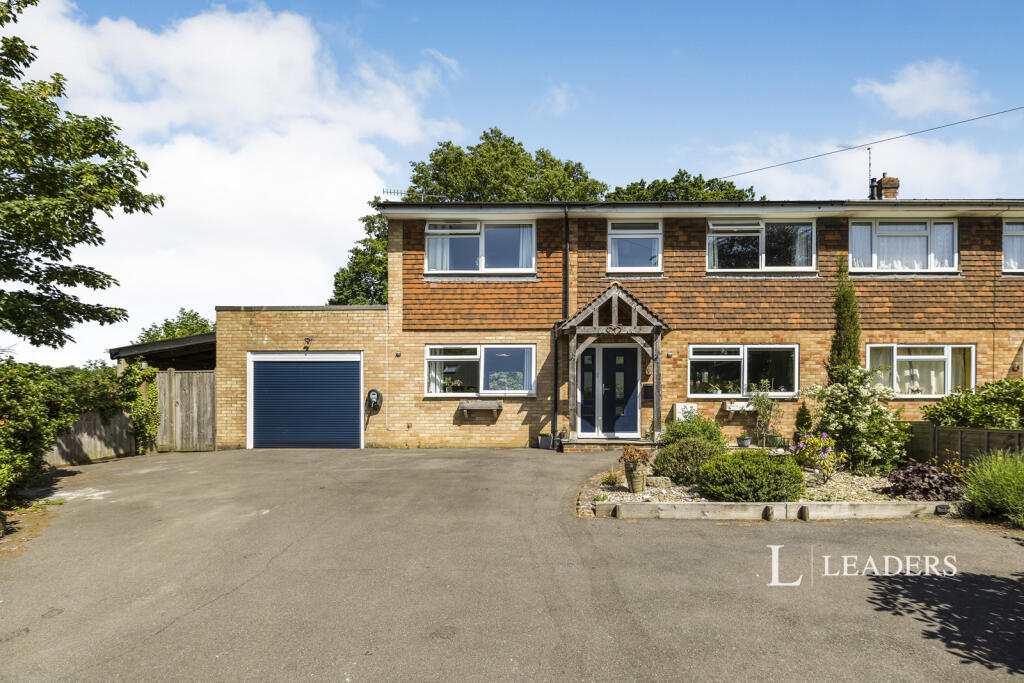 4 bed Semi Detached for rent in East Grinstead. From Leaders - East Grinstead