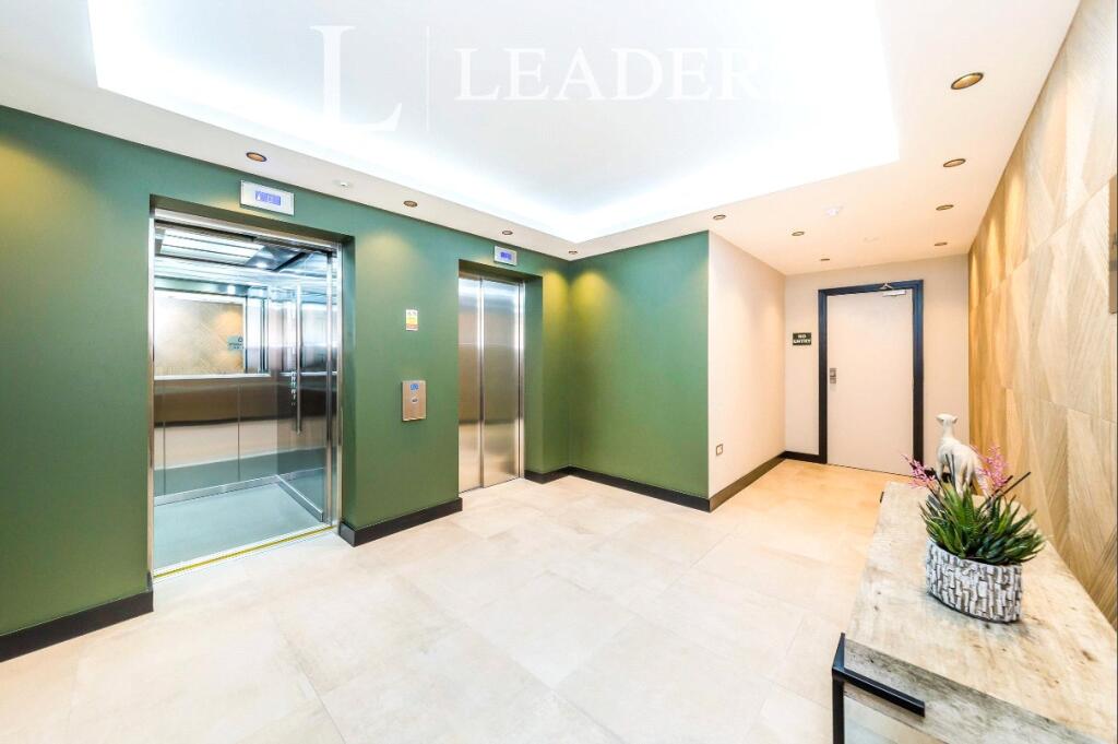 4 bed 1st Floor Flat for rent in East Grinstead. From Leaders - East Grinstead 4 bed 1st Floor Flat for rent in East Grinstead. From Leaders - East Grinstead