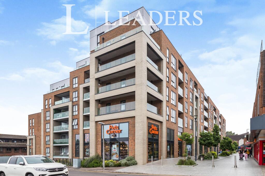 2 bed 1st Floor Flat for rent in East Grinstead. From Leaders - East Grinstead