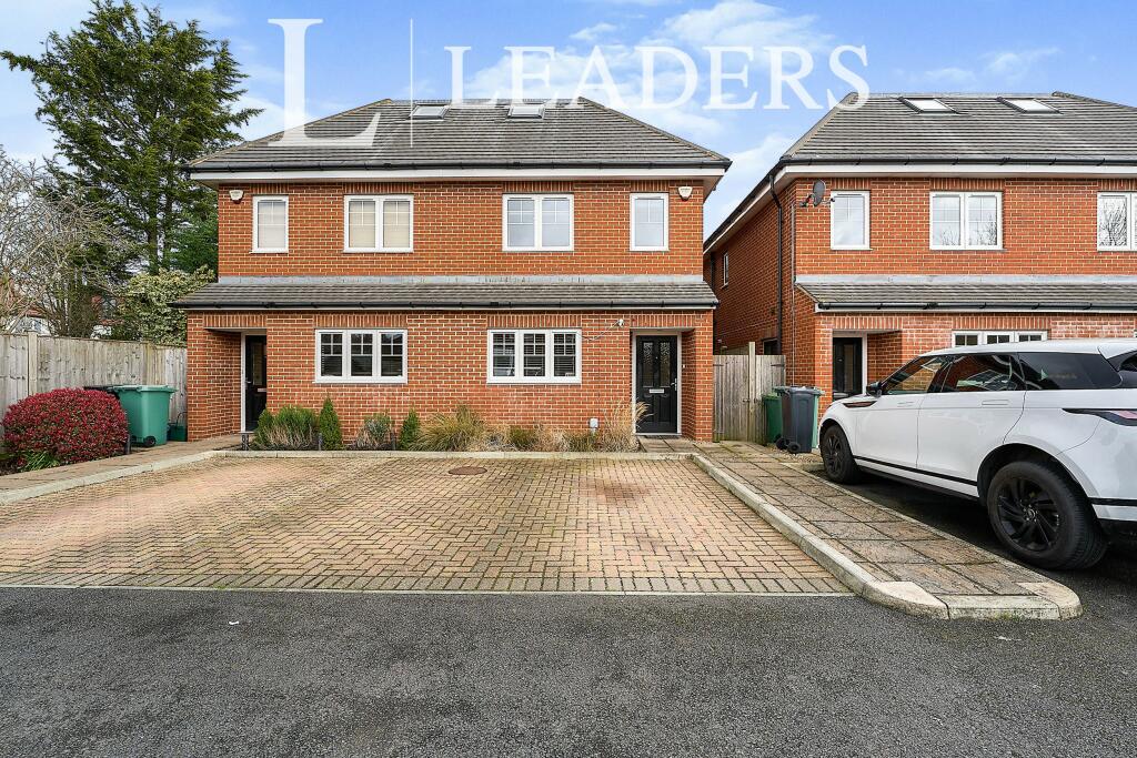 4 bed Semi-Detached House for rent in Ewell. From Leaders - Epsom