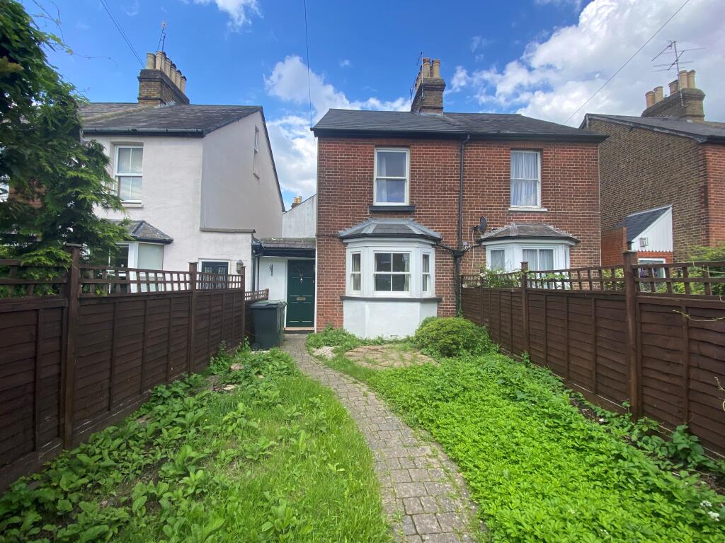4 bed Detached for rent in Ewell. From Leaders Sales - Epsom 4 bed Detached for rent in Ewell. From Leaders Sales - Epsom