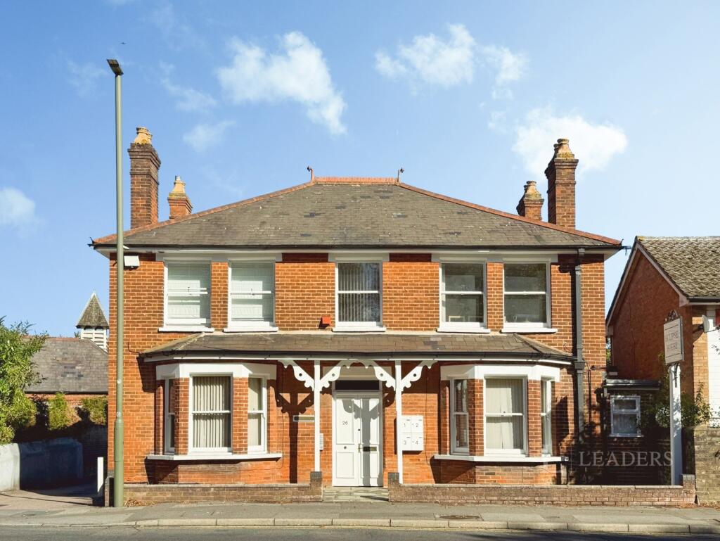 1 bed 1st Floor Flat for rent in Epsom. From Leaders Sales - Epsom 1 bed 1st Floor Flat for rent in Epsom. From Leaders Sales - Epsom