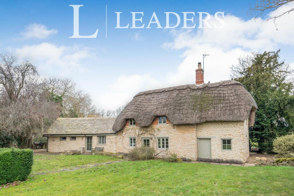 3 bed Detached House for rent in Buckland. From Leaders - Faringdon