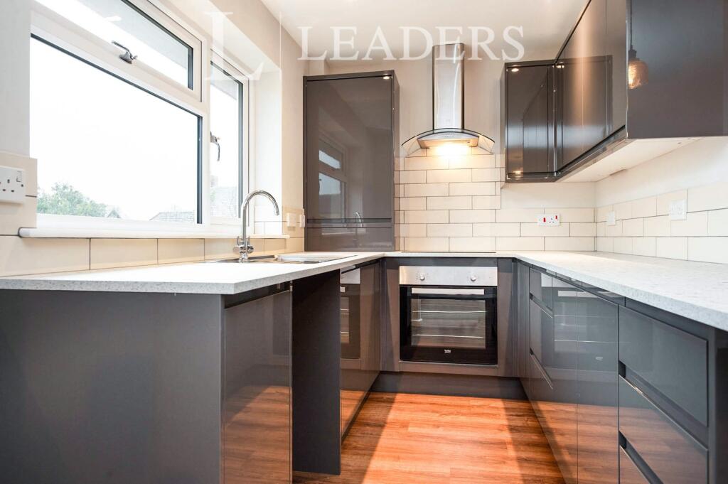 2 bed 1st Floor Flat for rent in Faringdon. From Leaders - Faringdon