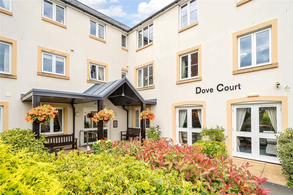 1 bed 1st Floor Flat for rent in Faringdon. From Leaders - Faringdon