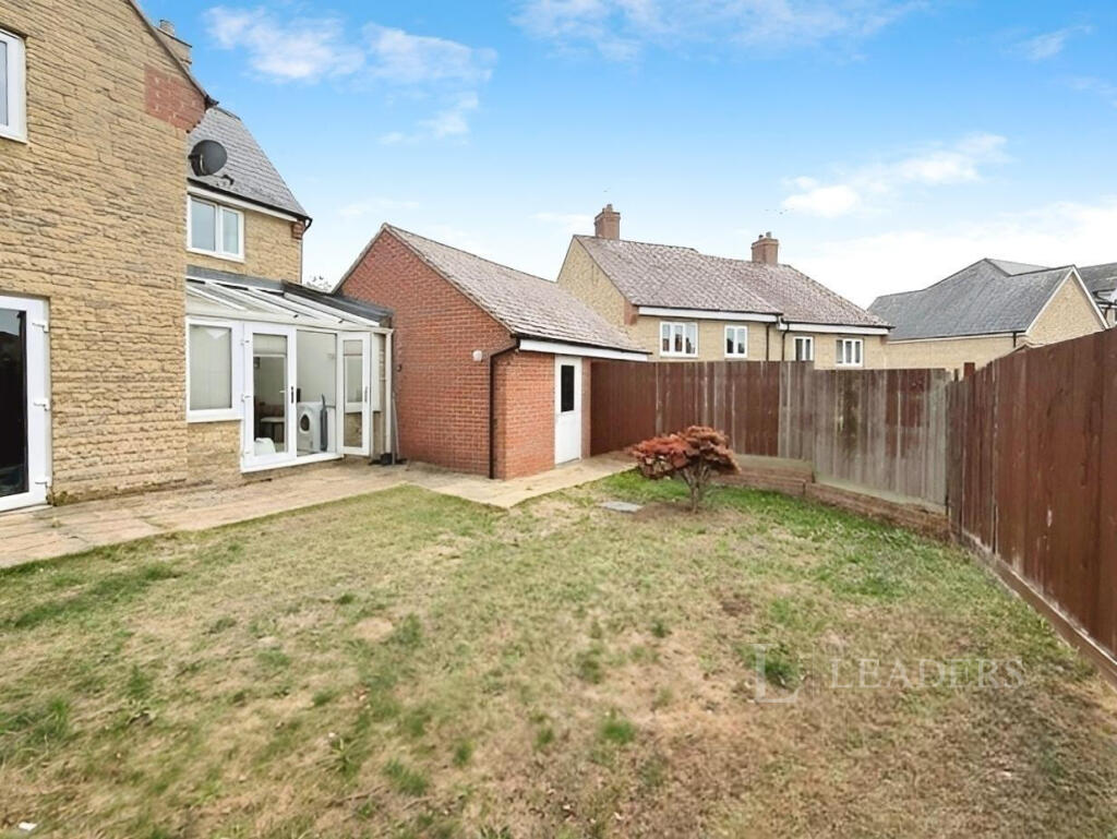 4 bed Detached for rent in Faringdon. From Leaders - Faringdon