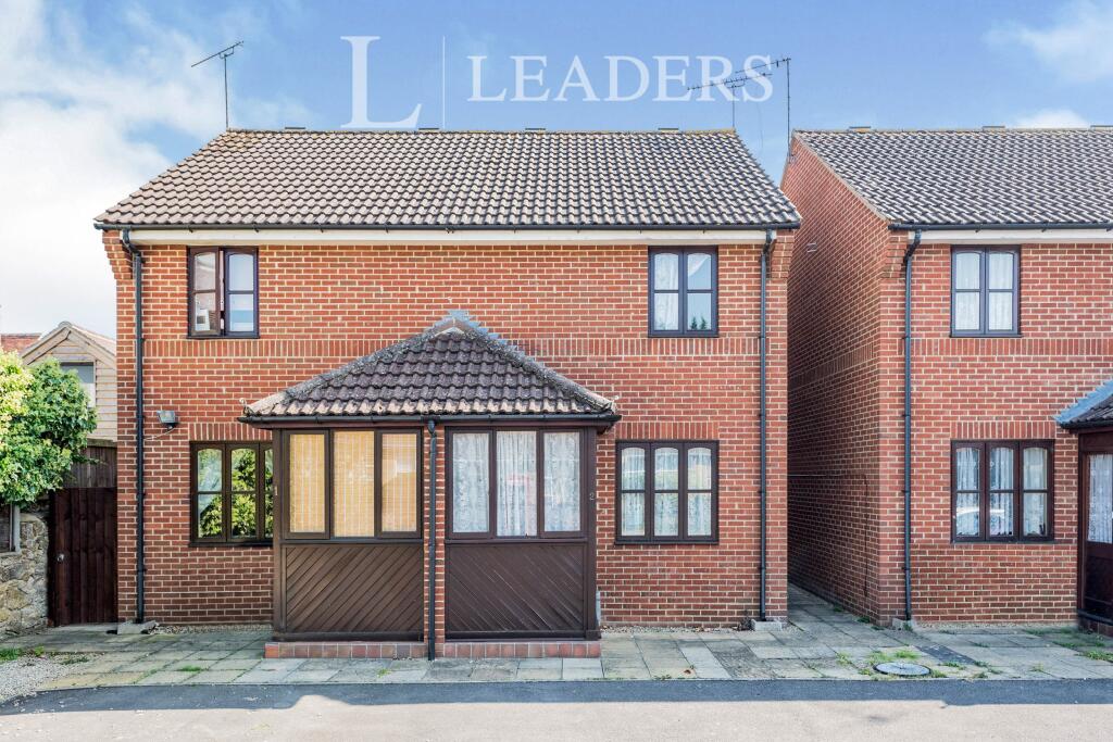 2 bed Mid Terraced House for rent in Faringdon. From Leaders - Faringdon