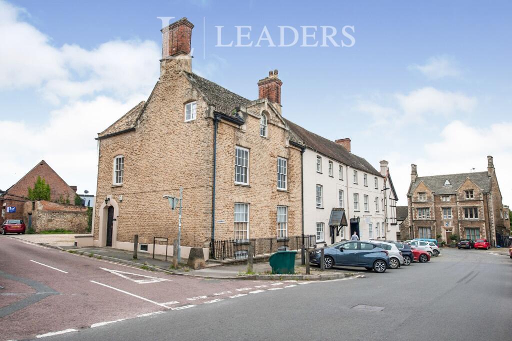 2 bed 1st Floor Flat for rent in Faringdon. From Leaders - Faringdon