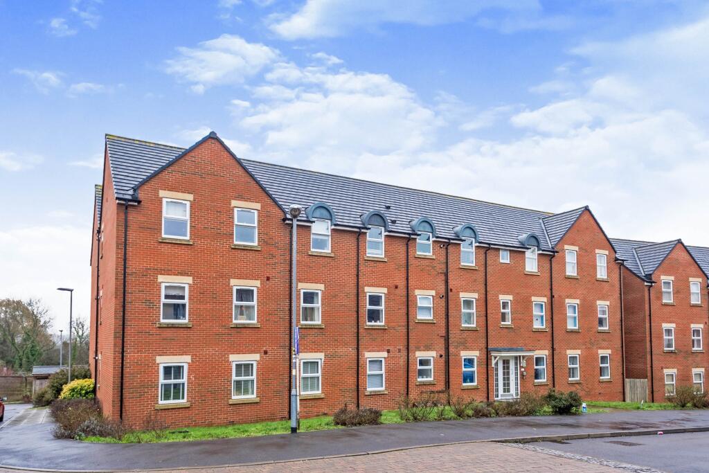 2 bed 1st Floor Flat for rent in Swindon. From Leaders - Faringdon