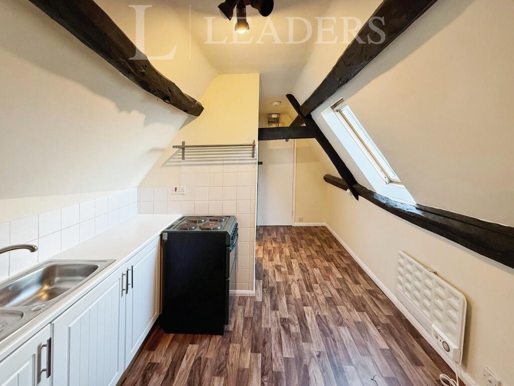 1 bed 1st Floor Flat for rent in Faringdon. From Leaders - Faringdon