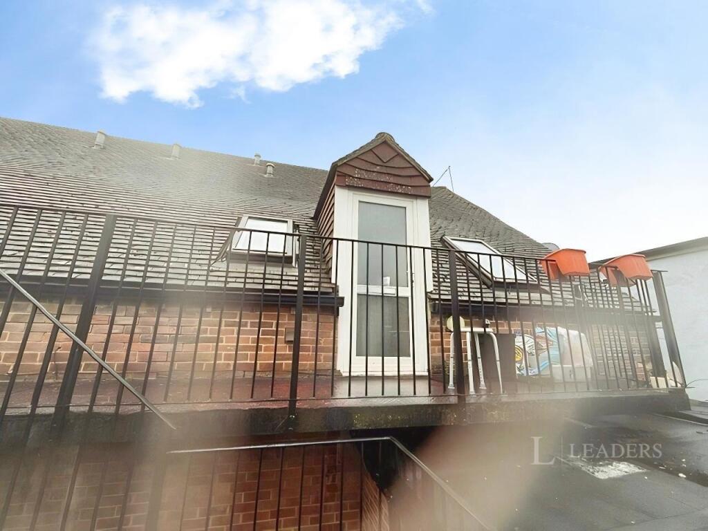 2 bed 1st Floor Flat for rent in Faringdon. From Leaders - Faringdon