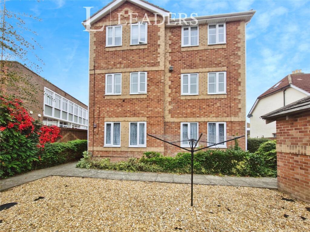 1 bed 1st Floor Flat for rent in Gosport. From Leaders - Gosport 1 bed 1st Floor Flat for rent in Gosport. From Leaders - Gosport
