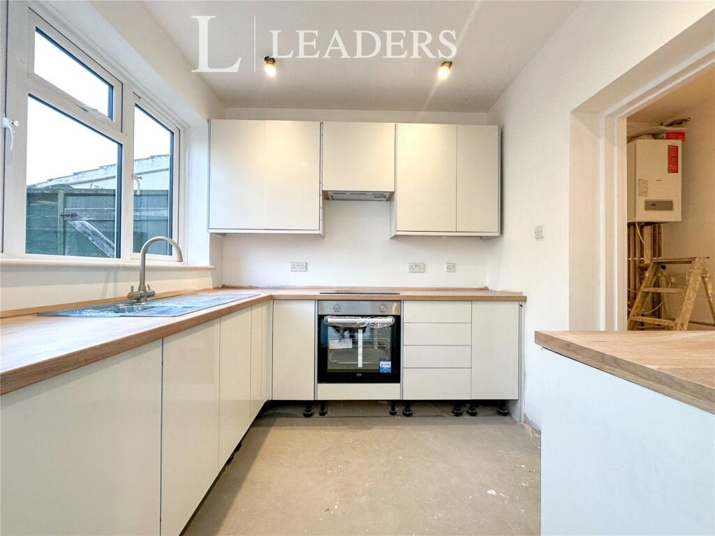 3 bed Semi Detached for rent in Gosport. From Leaders - Gosport