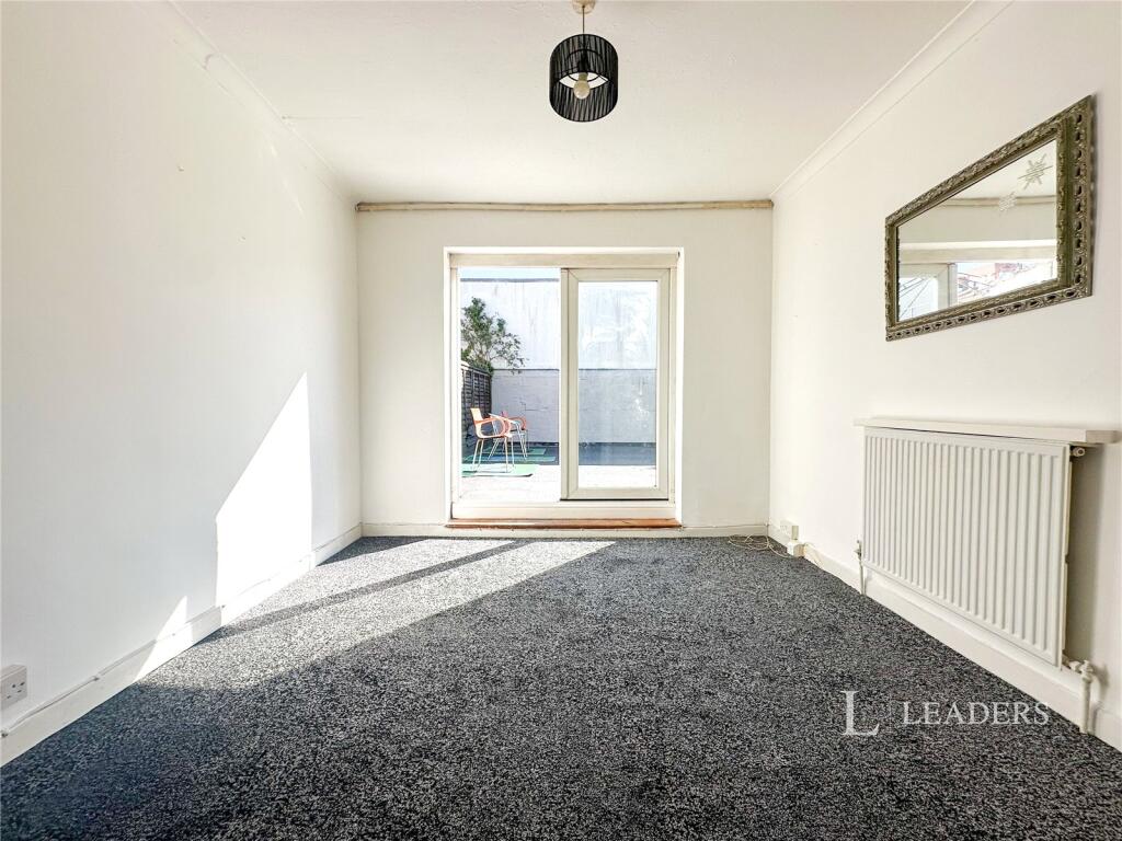 1 bed House Share for rent in Gosport. From Leaders - Gosport