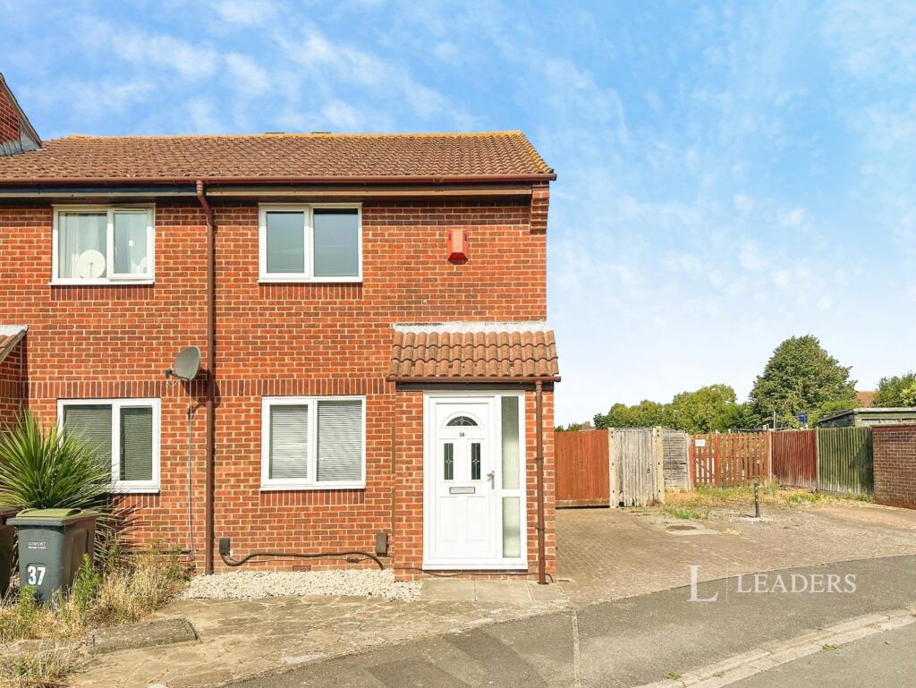 2 bed Mid Terraced House for rent in Gosport. From Leaders - Gosport