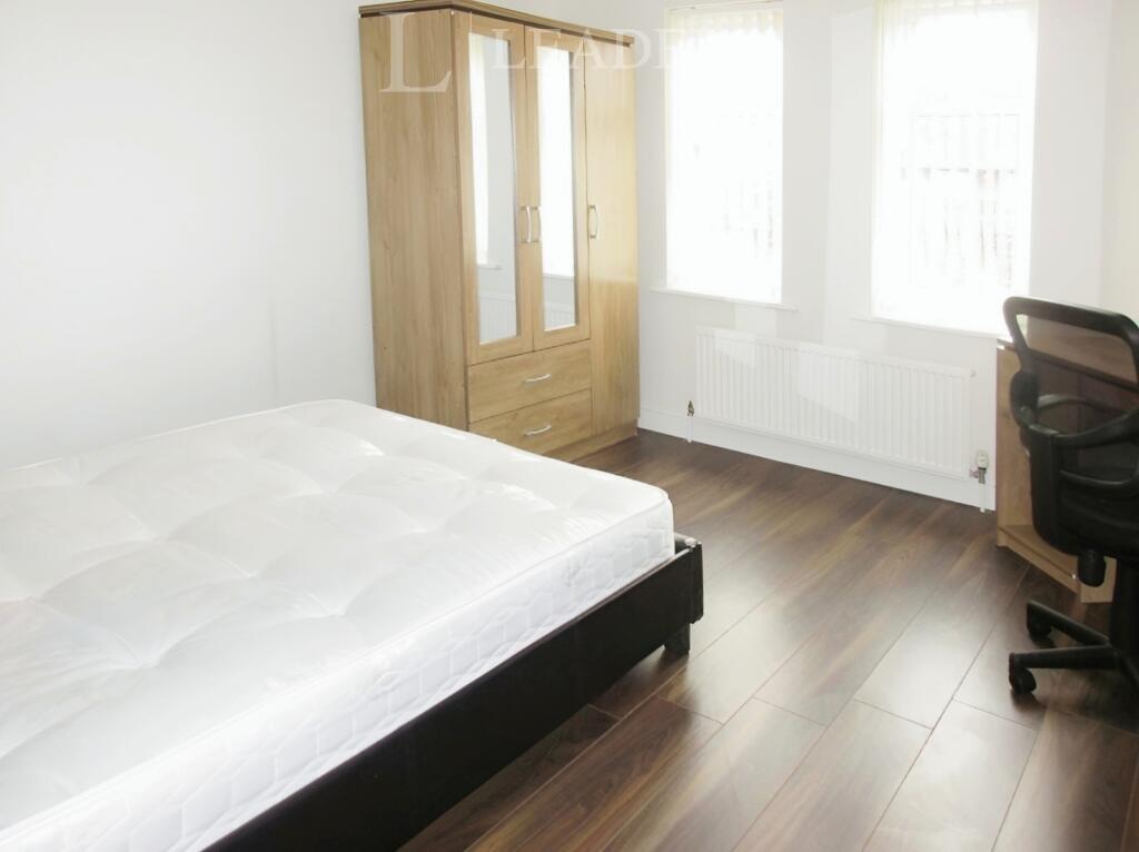 1 bed Mid Terraced House for rent in Newcastle-under-Lyme. From Leaders - Hartshill