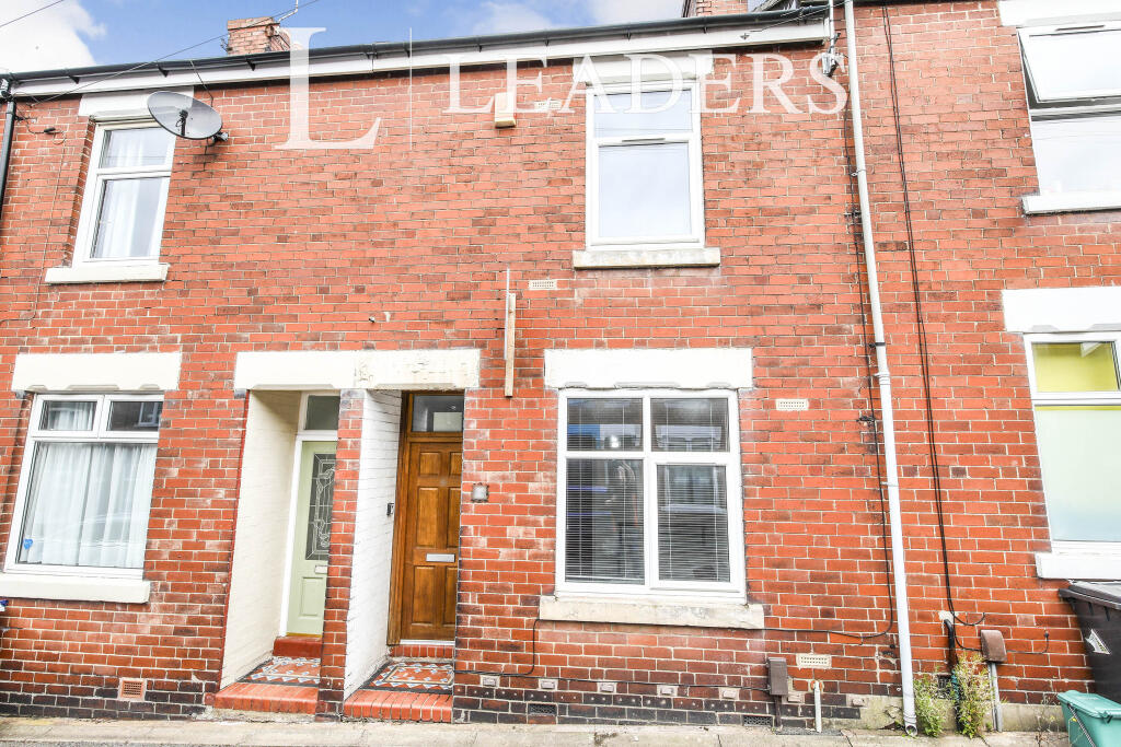 4 bed Mid Terraced House for rent in Newcastle-under-Lyme. From Leaders Lettings - Hartshill