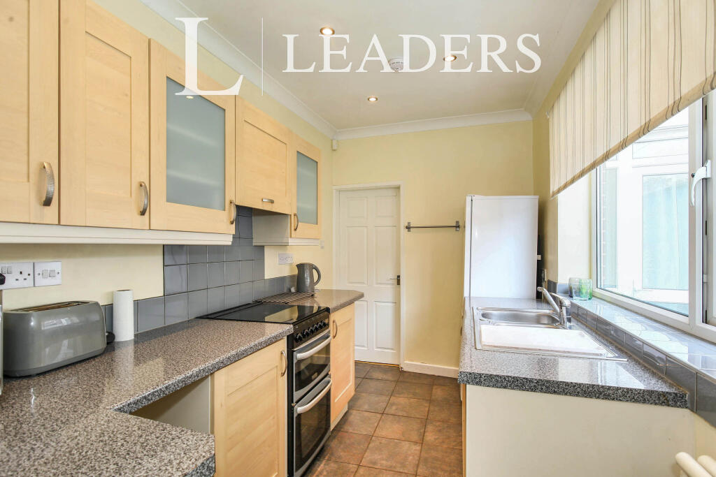 1 bed Mid Terraced House for rent in Newcastle-under-Lyme. From Leaders Lettings - Hartshill
