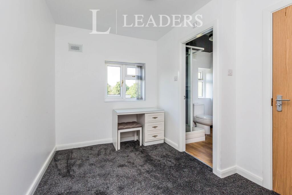 1 bed Semi Detached for rent in Hanchurch. From Leaders Lettings - Hartshill