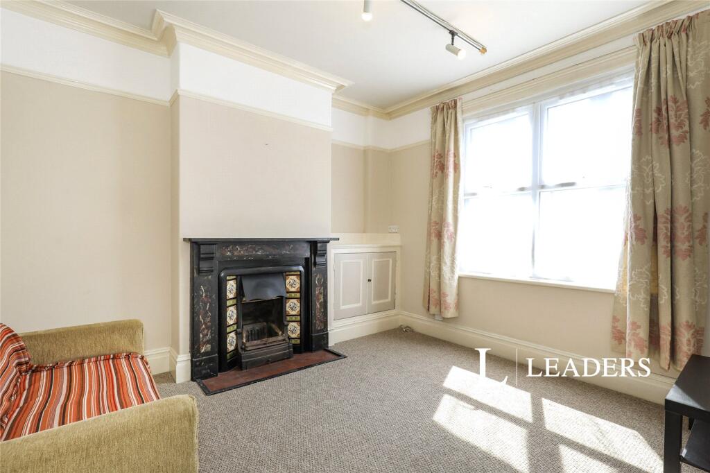2 bed Mid Terraced House for rent in Newcastle-under-Lyme. From Leaders Lettings - Hartshill