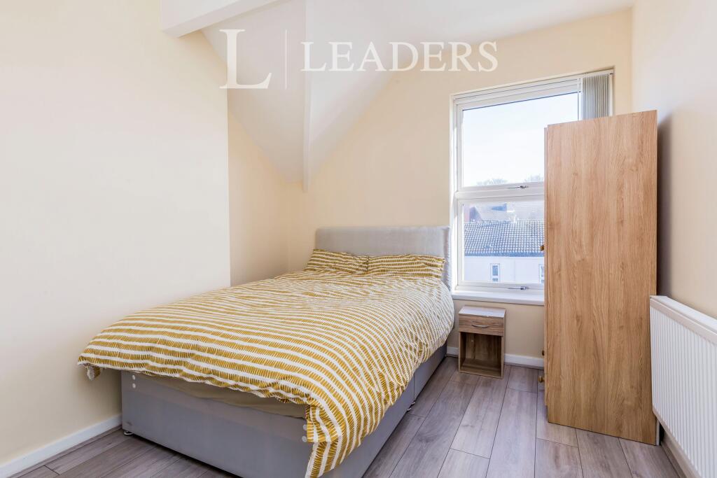 1 bed Detached for rent in Stoke-on-Trent. From Leaders Lettings - Hartshill