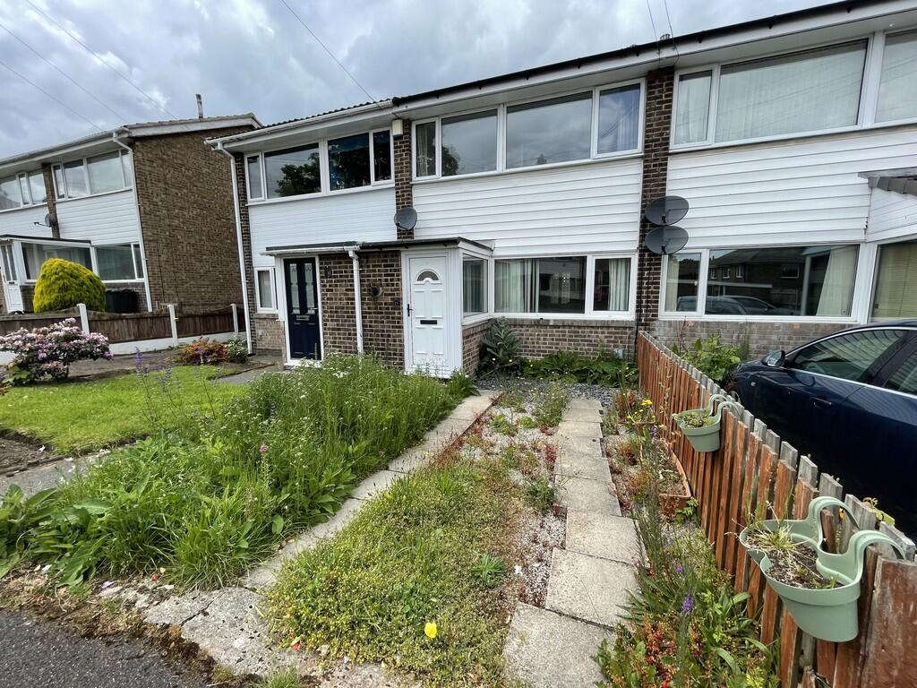 2 bed Town House for rent in Shepley. From Butcher Residential Ltd - Penistone