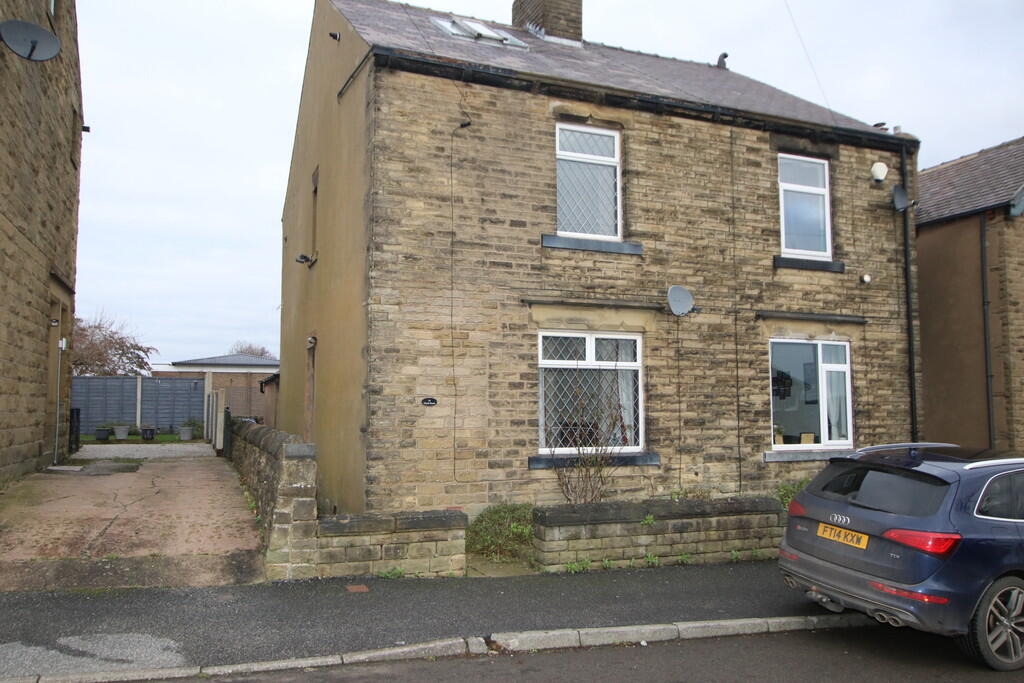 3 bed Semi Detached for rent in Penistone. From Butcher Residential Ltd - Penistone 3 bed Semi Detached for rent in Penistone. From Butcher Residential Ltd - Penistone