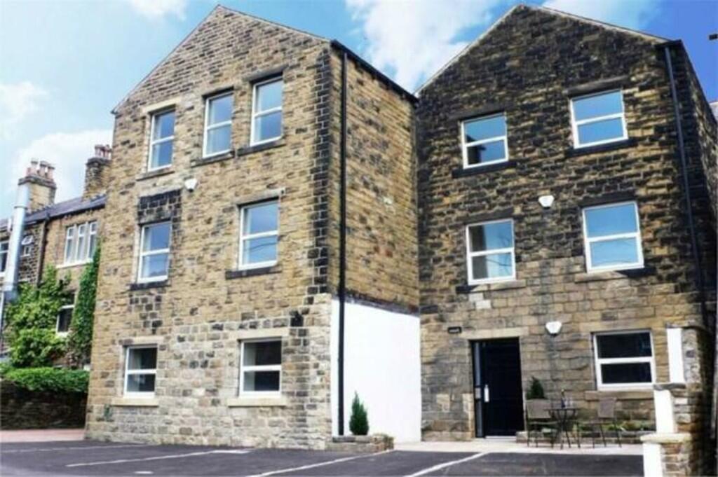 2 bed Apartment for rent in Denby Dale. From Butcher Residential Ltd - Penistone