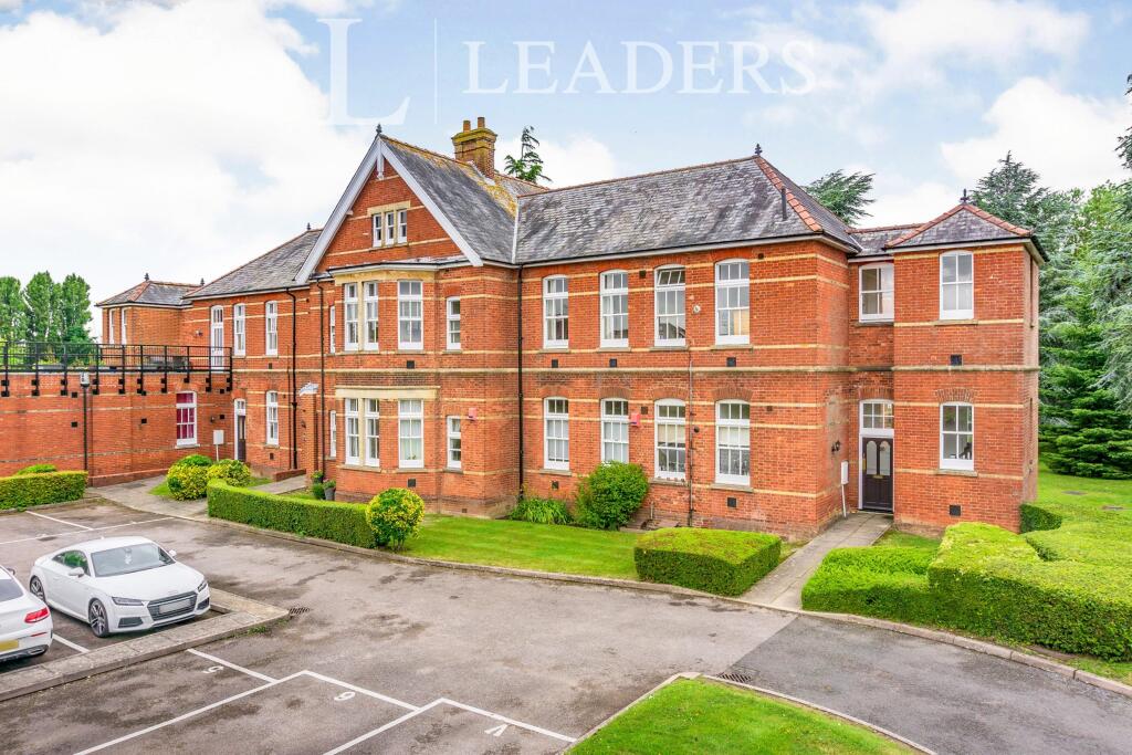 2 bed 1st Floor Flat for rent in Horsham. From Leaders Sales - Horsham