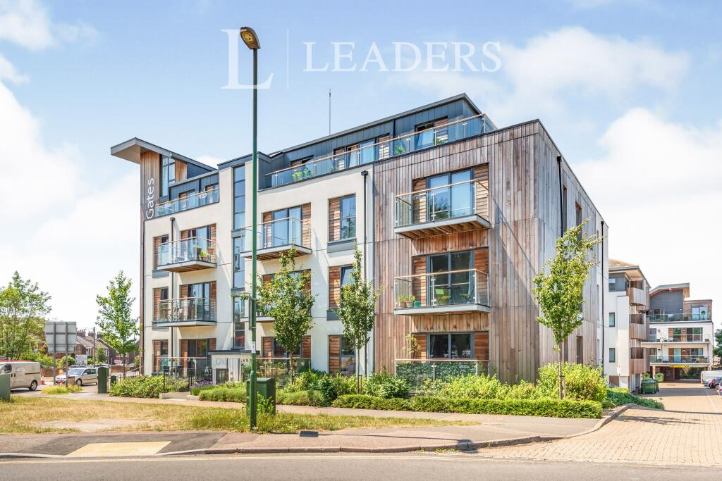 1 bed 1st Floor Flat for rent in Tower Hill. From Leaders Sales - Horsham