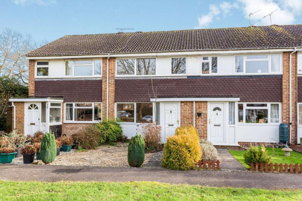 3 bed Mid Terraced House for rent in Faygate. From Leaders Sales - Horsham