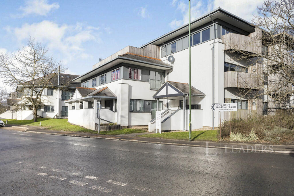 1 bed 1st Floor Flat for rent in Shipley. From Leaders Sales - Horsham