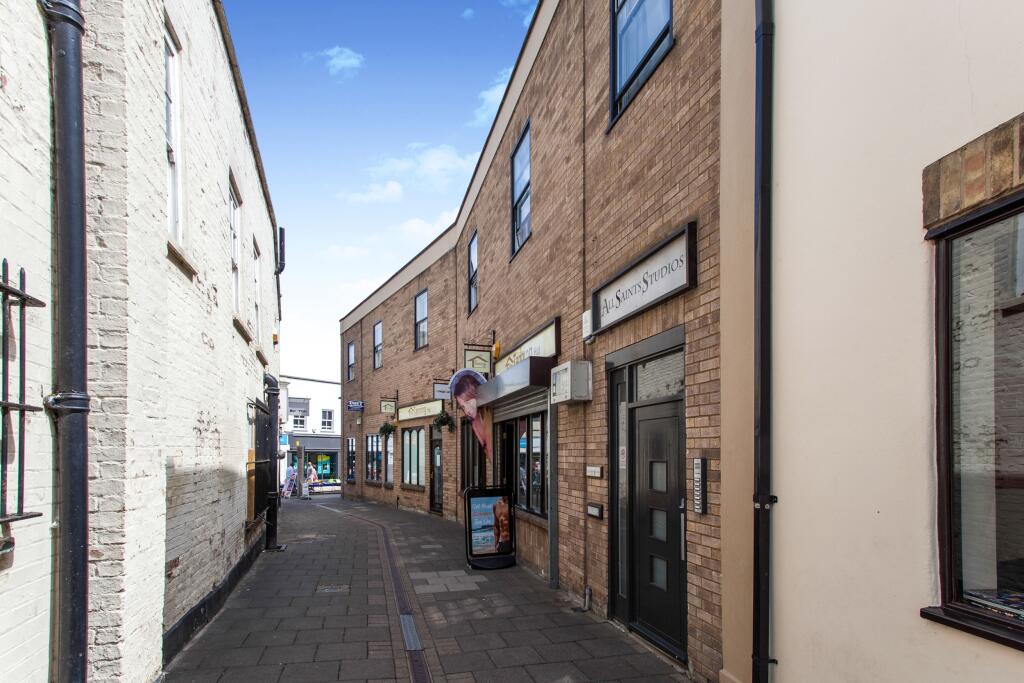 1 bed Detached for rent in Huntingdon. From Leaders - Huntingdon