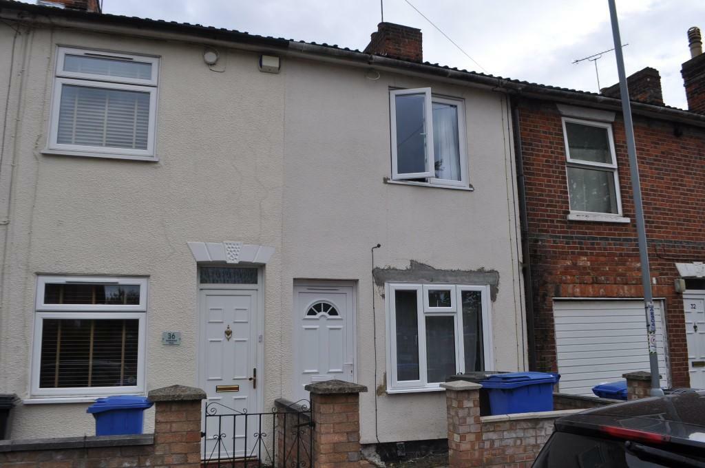 2 bed Mid Terraced House for rent in Ipswich. From Leaders - Ipswich