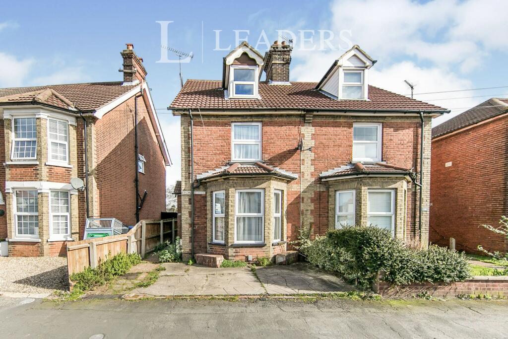 3 bed Semi-Detached House for rent in Felixstowe. From Leaders - Ipswich